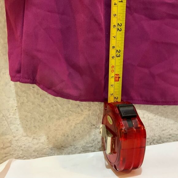 Three Eighty  two top with ruffle Short Sleeve Top Size Medium - Picture 6 of 8